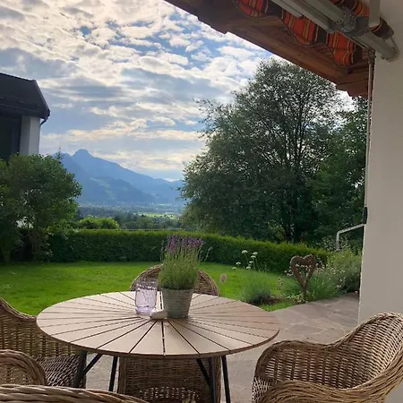 Buchberg Apartments, 아파트