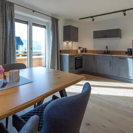 Buchberg Apartments, 아파트 *