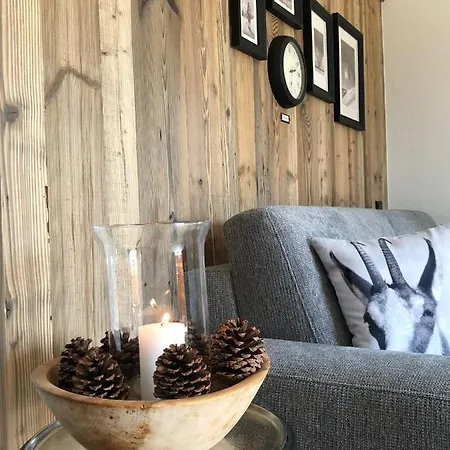 Buchberg Apartments, * 에브스